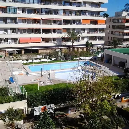 Estudio De 70 Mts 2 Personas En La Nogalera With Terrace Sea Views شقة *